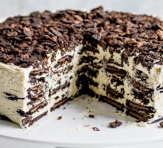 Oreo Baileys fridge cake