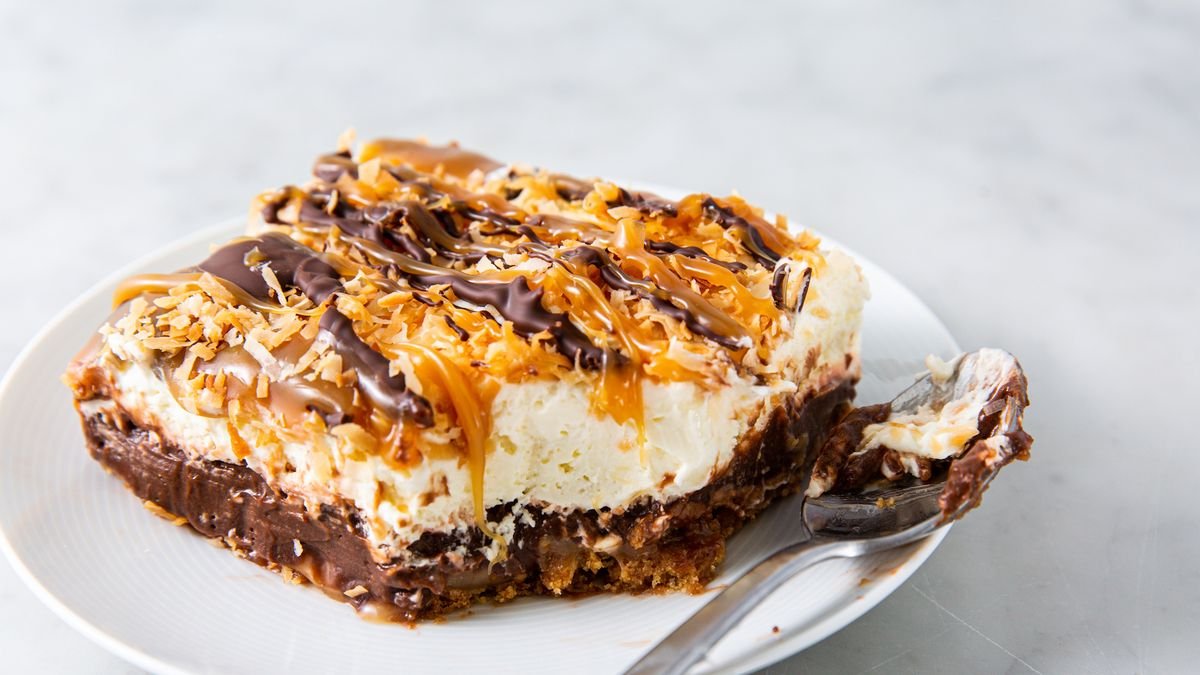 Samoa Dessert Lasagna