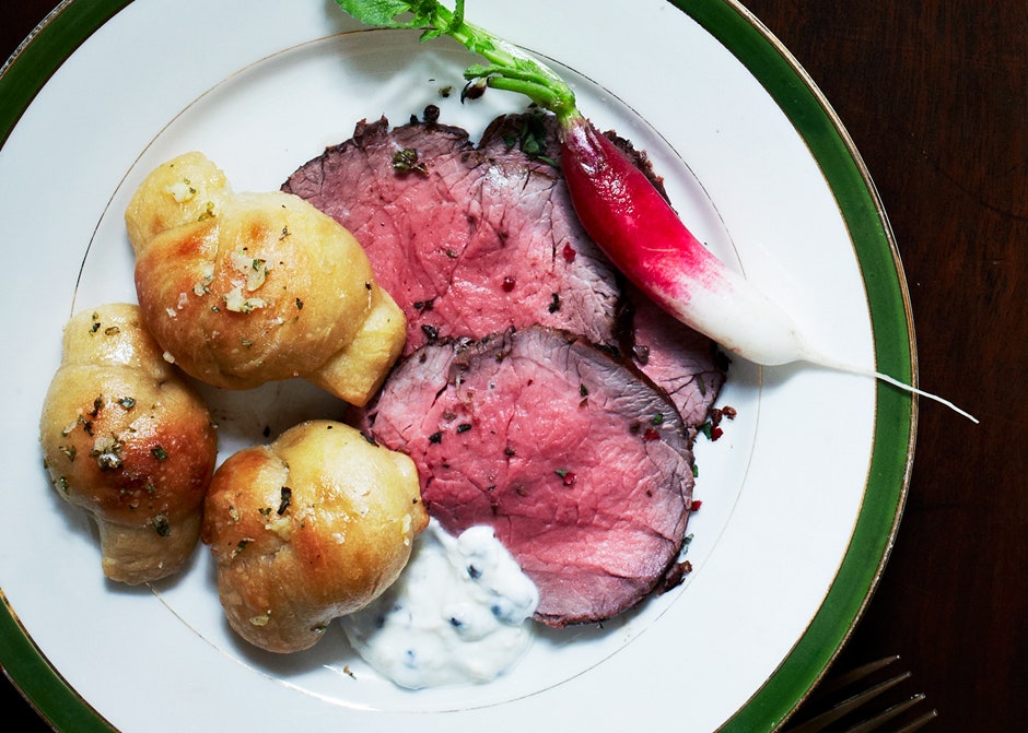 Garlic Oregano Knots